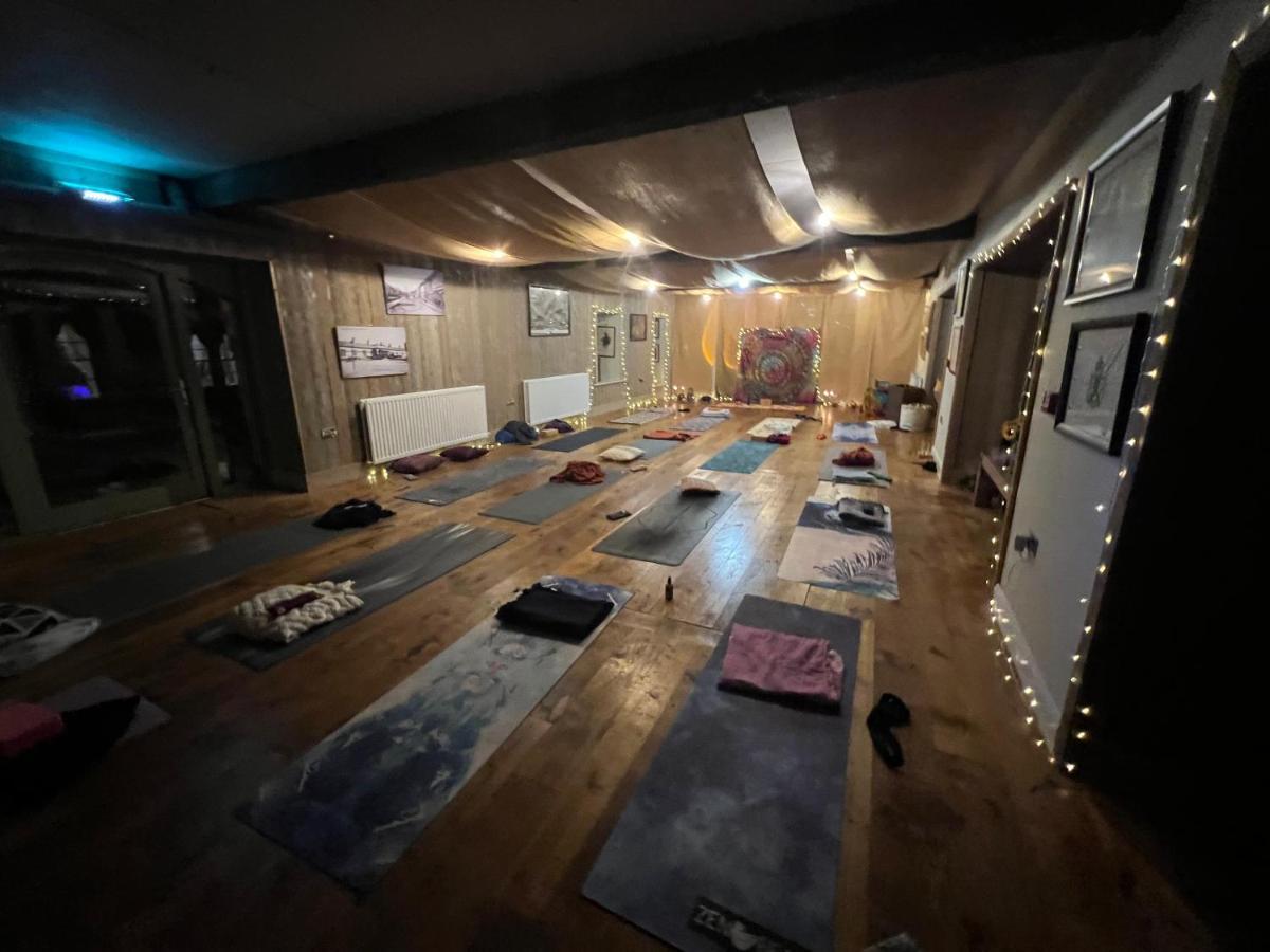 הוילה קולריין The Old Flax Mill Yoga Retreat מראה חיצוני תמונה